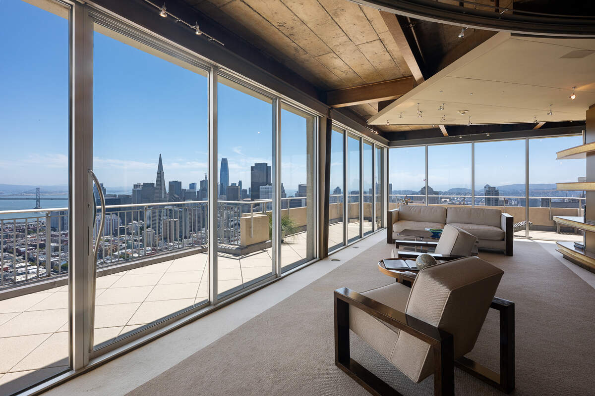 A full-floor penthouse atop San Francisco’s Russian Hill with wraparound terraces and views stretching from the Golden Gate Bridge to the downtown skyline is on the market for nearly $20 million.